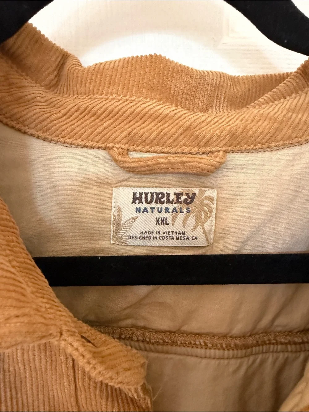 Hurley Men's Whaletale Corduroy Quilted Jacket in Caramel